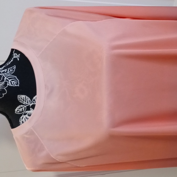 🆕️ 🌊Ocean + Coast🌊 - Ombre Peach/Coral UPF 30+ Moisture Wicking L/S Shirt - Picture 8 of 16